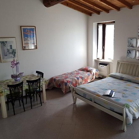 شقة Casa Bagatta ديسينسانو ديل غاردا المظهر الخارجي الصورة